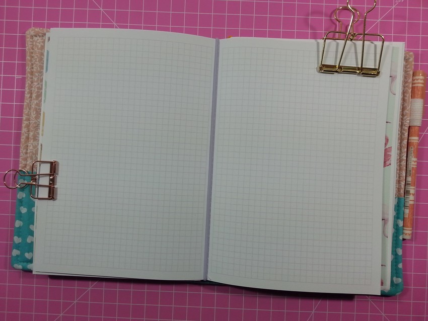 850xN (23) Caderno - Quadriculado - Simples - Imagem 1