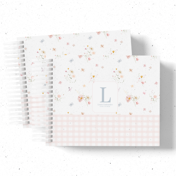 Menina clean 4 - Caderneta de saúde e Livro do bebê com mesversário - Imagem 1