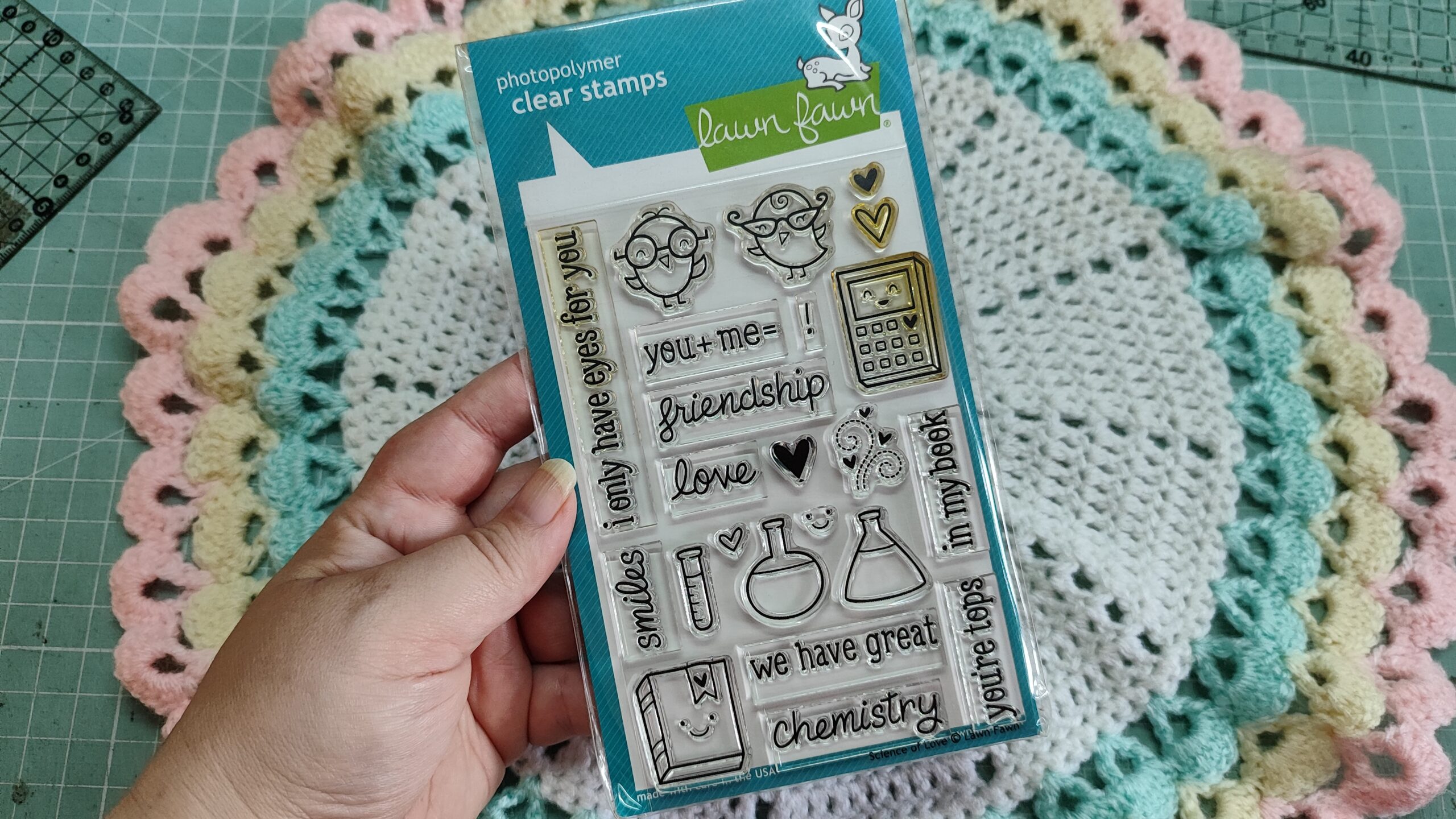 IMG_20260210_081447 Clear stamp Lawn Fawn - Science of love - Imagem 1