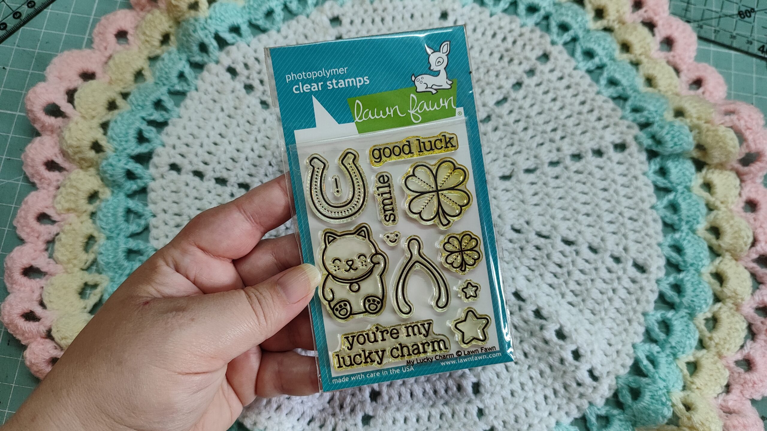 IMG_20260210_081553 Clear stamp Lawn Fawn - my lucky charm - Imagem 1