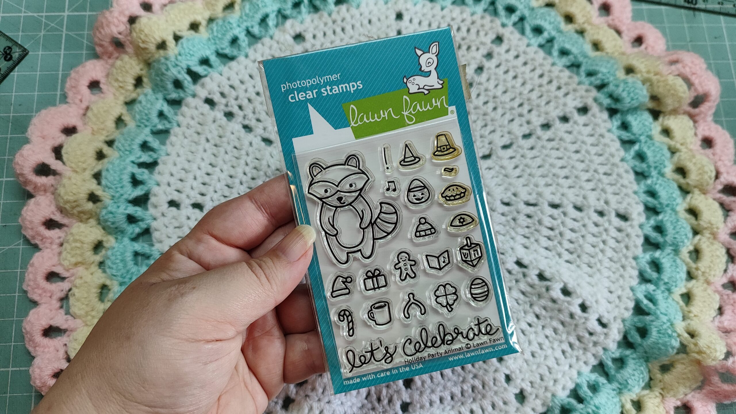 IMG_20260210_081619 Clear stamp Lawn Fawn - Holiday party animal - Imagem 1
